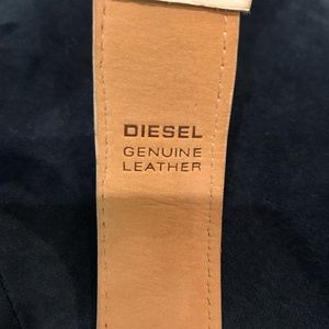 Diesel Accessories - Diesel white leather zipper watch Diesel Accessories - Diesel white leather zipper watch